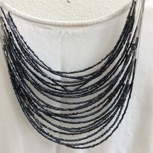 🎀 Beaded wire necklace